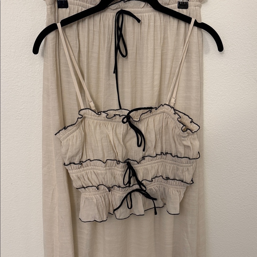 Elegant Cream Ruffle Set